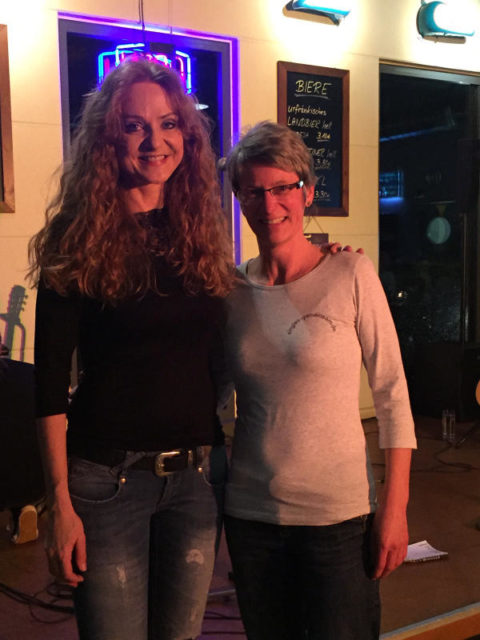 Single Treff zu Suzan Baker im Main-Street-Cafe in Dettelbach