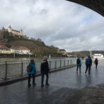 Singles am Main in Würzburg mit Blick auf Festung Marienberg und Käppele Rundwanderweg